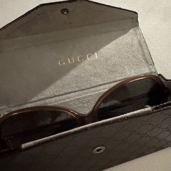 Gucci Oversized Sunglasses main image 5